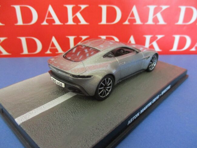 Die cast 1/43 Modellino Auto 007 James Bond Aston Martin DB10 - Spectre - immagine 3