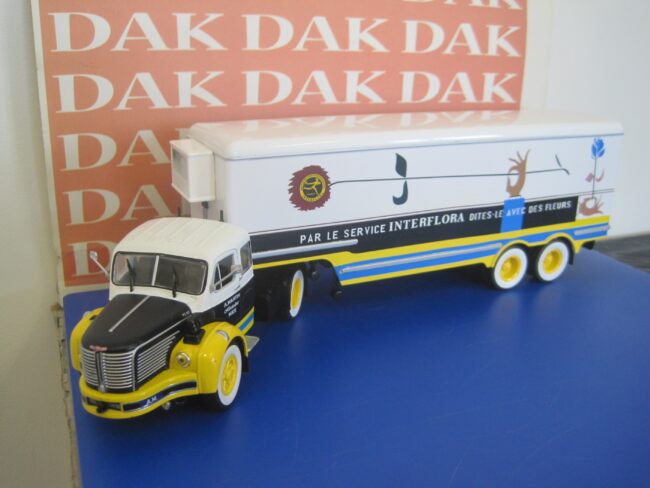Die cast 1/43 Modellino Camion Truck Berliet TLR 10M Interflora (1953-1957)