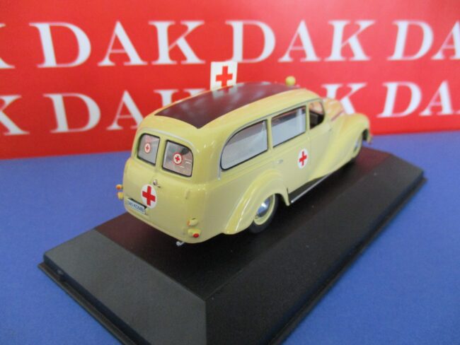 Die cast 1/43 Modellino Auto Ambulanza EMW 340 Kombi Ambulance - immagine 3