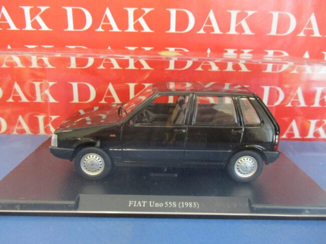 Die cast 1/24 Modellino Auto Fiat Uno 55S  5 doors 1983 - immagine 4