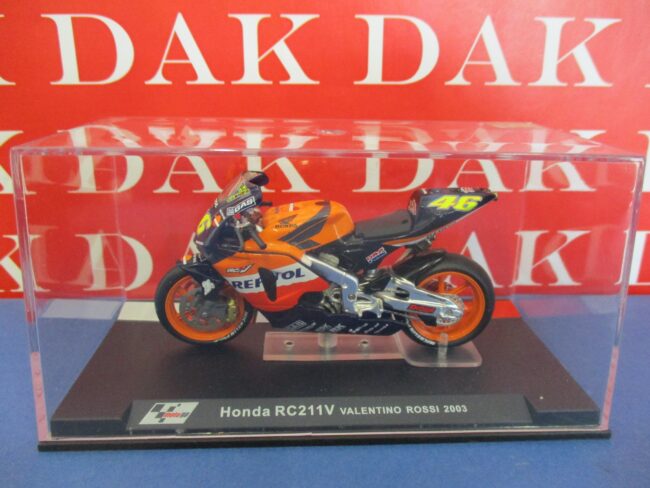 Die cast 1/24 Modellino Moto GP Honda RC211V Valentino Rossi 2003 - immagine 4
