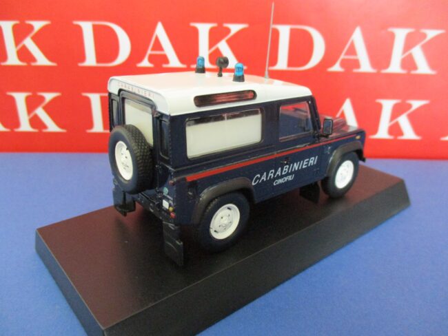 Die cast 1/43 Modellino Auto Carabinieri Land Rover Defender 90 Cinofili - immagine 3