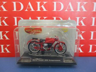 Die cast 1/24 Modellino Moto Guzzi 250 Compressore by Starline