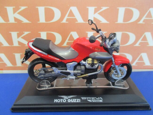 Die cast 1/24 Modellino Moto Guzzi Breva V1100 ie by Starline