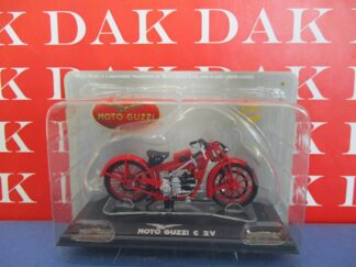 Die cast 1/24 Modellino Moto Guzzi C 2V