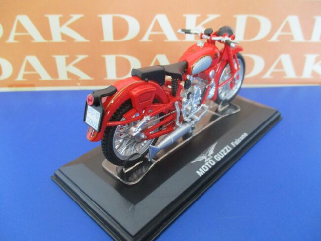 Die cast 1/24 Modellino Moto Guzzi Falcone rosso by Starline - immagine 3