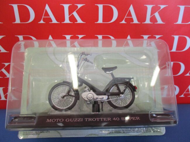 Die cast 1/18 Modellino Motorino Scooter Moto Guzzi Trotter 40 1966 - immagine 4