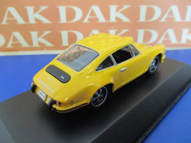 Die cast 1/43 Modellino Auto Porsche 911 S giallo - immagine 3
