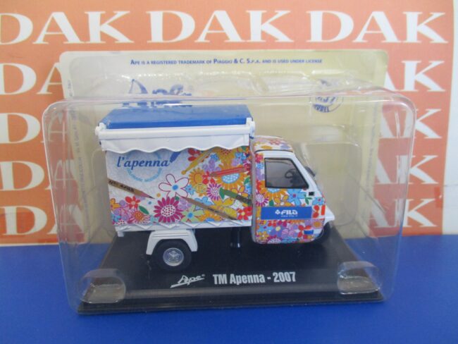 Die cast 1/32 Modellino Ape Tm Apenna 2007