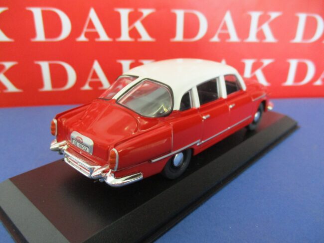 Die cast 1/43 Modellino Auto Tatra 603-1 - immagine 3