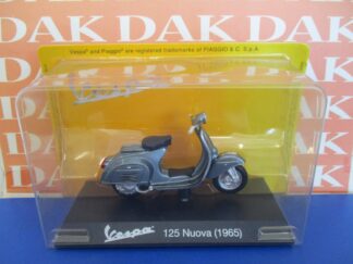 Die cast 1/18 Modellino Scooter Piaggio Vespa 125 Nuova 1965