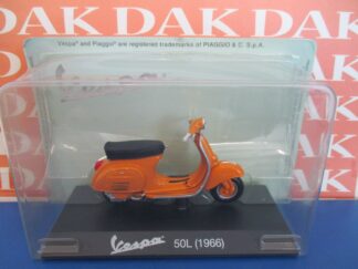 Die cast 1/18 Modellino Scooter Piaggio Vespa 50L 1966