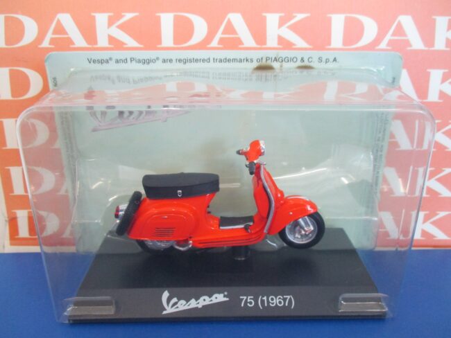 Die cast 1/18 Modellino Scooter Piaggio Vespa 75 1967