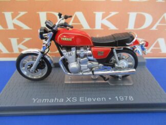 Die cast 1/24 Modellino Moto Yamaha XS Eleven 1978