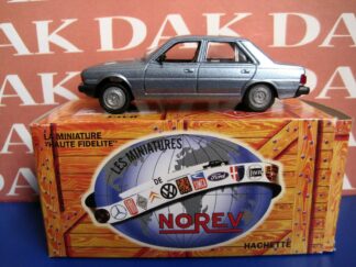 Die cast 1/43 Peugeot 305 1977 by Norev