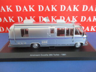 Ixo 1:43 Camper Van Renault Trafic Eriba-Car 520 1986 Diecast Car