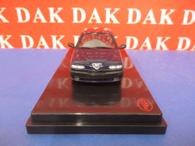 Die cast 1/43  Modellino Auto Alfa Romeo 146 - blu scuro stradale by Pego - immagine 2