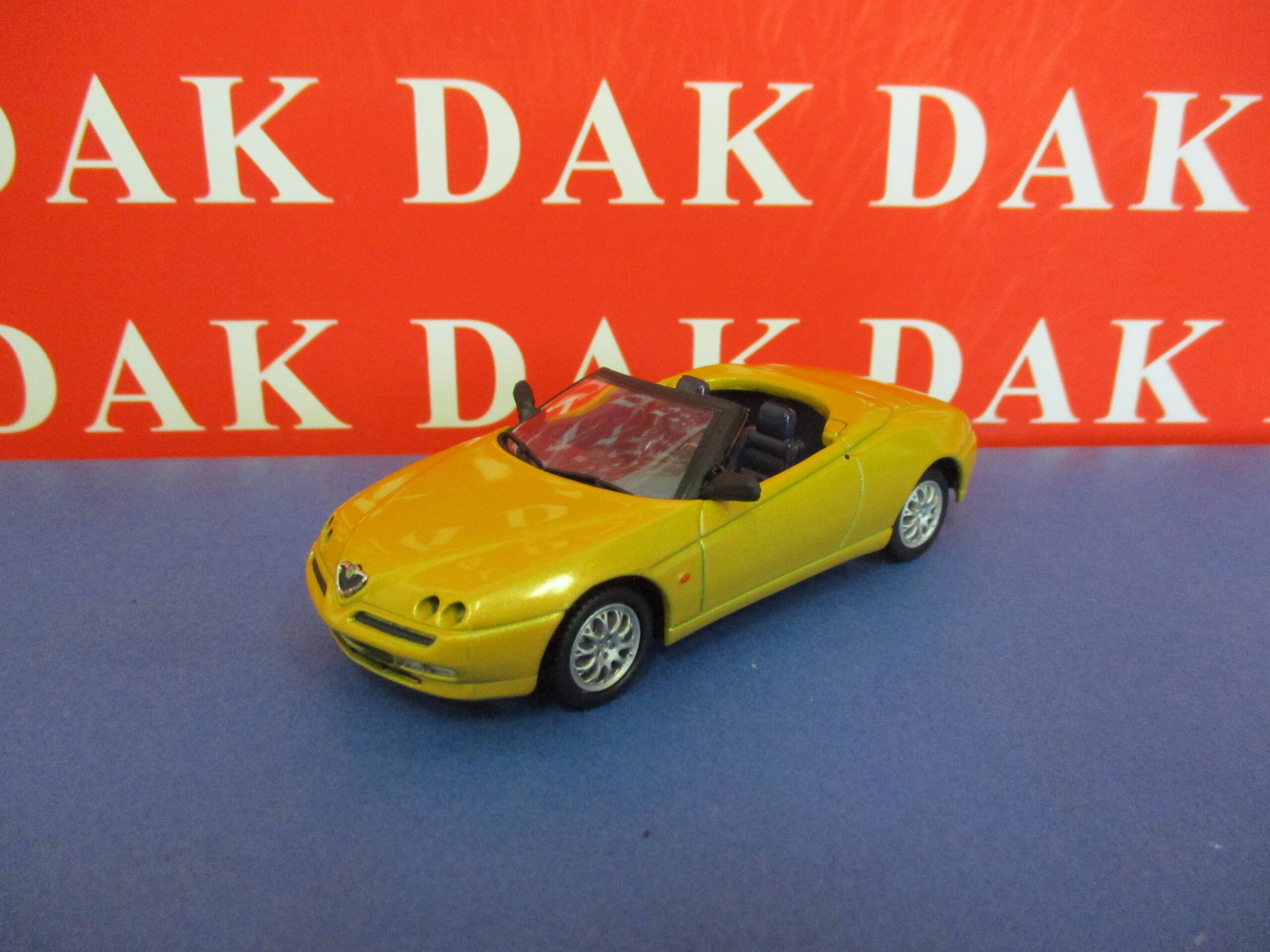 Die cast 1/43 Modellino Auto Alfa Romeo Spider 2005 by Solido