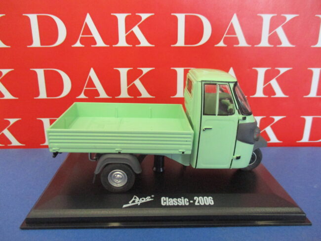 Die cast 1/32 Modellino Ape Classic 2006