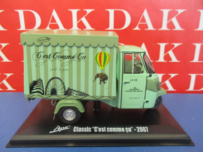 Die cast 1/32 Modellino Ape Classic c'est Comme Ca 2007