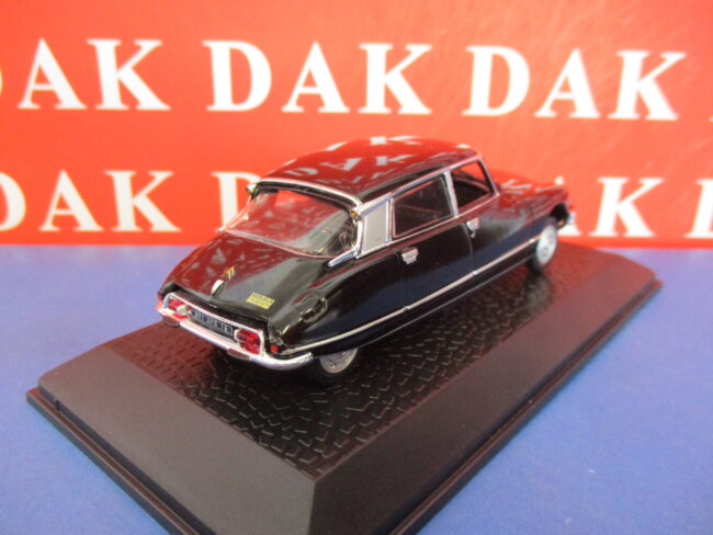 Die cast 1/43 Presidential Citroen DS 23 Valery Giscards d'Estaing France 1974 - immagine 3