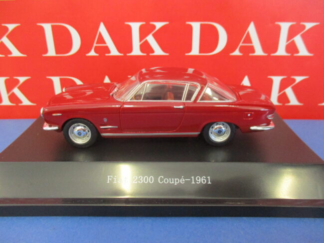 Die cast 1/43 Modellino Auto Fiat 2300 Coupe rosso corsa 1961 by Starline