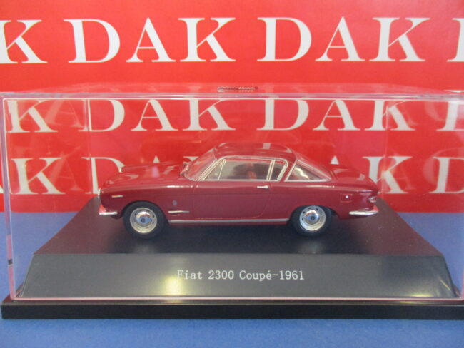 Die cast 1/43 Modellino Auto Fiat 2300 Coupe rosso corsa 1961 by Starline - immagine 4