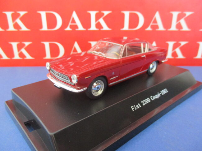 Die cast 1/43 Modellino Auto Fiat 2300 Coupe rosso corsa 1961 by Starline - immagine 2