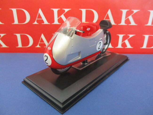 Die cast 1/22 Modellino Moto Gilera 4 Cilindri 500cc G.Duke 1955 by Protar - immagine 2