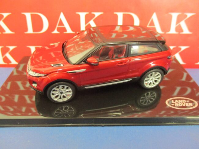 Die cast 1/43 Modellino Auto Land Rover Evoque 3 Door Firenze Red by Ixo - immagine 2
