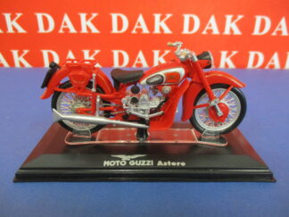 Die cast 1/24 Modellino Moto Guzzi Astore by Starline