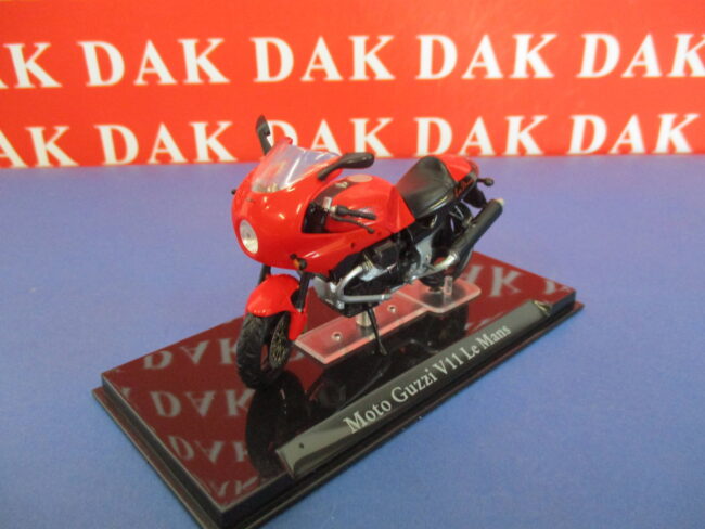 Die cast 1/24 Modellino Moto Guzzi V11 Le Mans - immagine 2