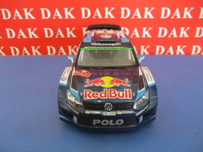 Die cast 1/18 Modellino Auto Volkswagen Polo R WRC Wales Rally 2015 S. Ogier - immagine 3
