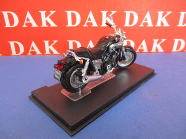 Die cast 1/24 Modellino Moto Yamaha 1200V Max - immagine 5