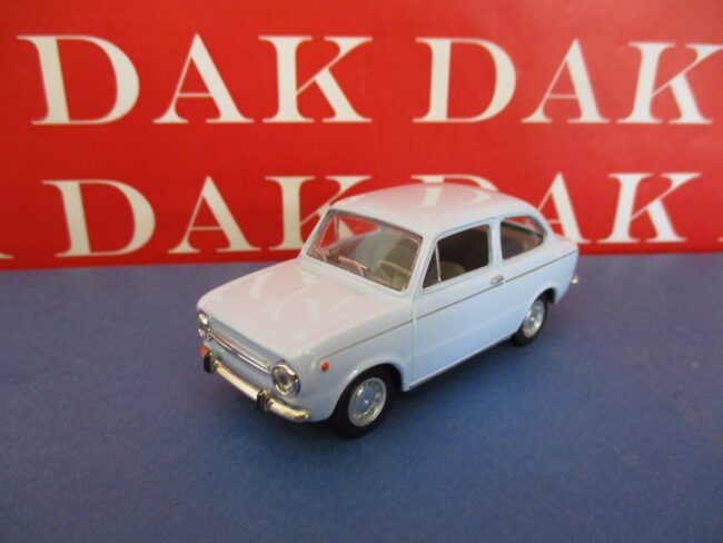Die cast 1/43 Modellino Auto Fiat 850 Berlina by Solido - immagine 2