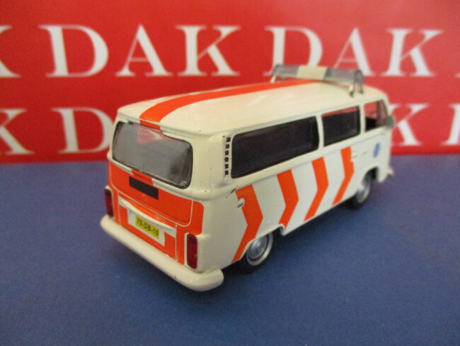Die cast 1/43 Modellino Pulmino Polizia Police Volkswagen T2 Olanda - immagine 3
