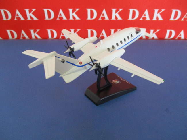 Die cast 1/100 Modellino Aereo Aircraft Piaggio P180 14°Stormo 71°Gruppo - immagine 3