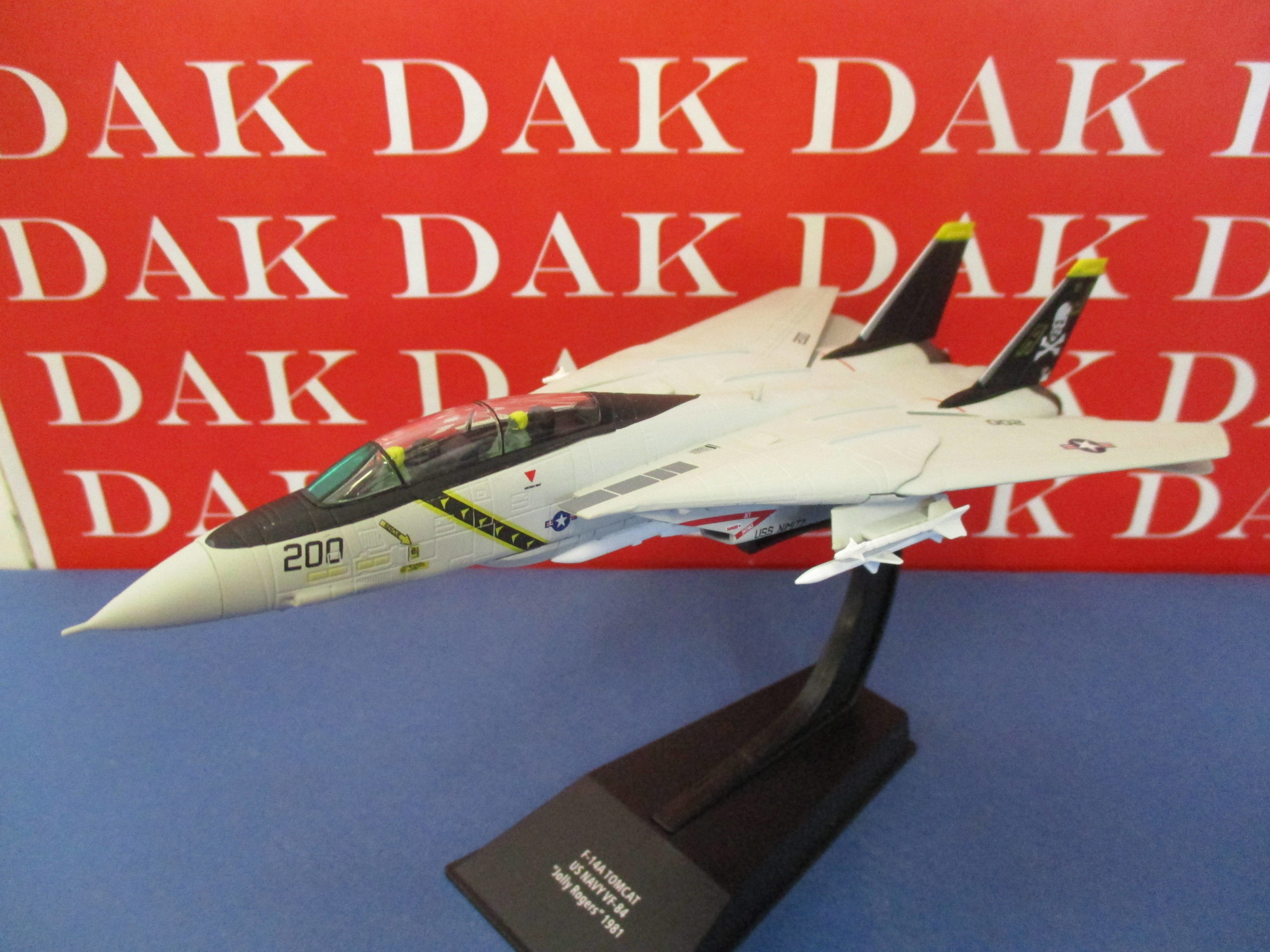 Die cast 1/100 Modellino Aereo Aircraft Grumman F-14A Tomcat US Navy Jolly Roger