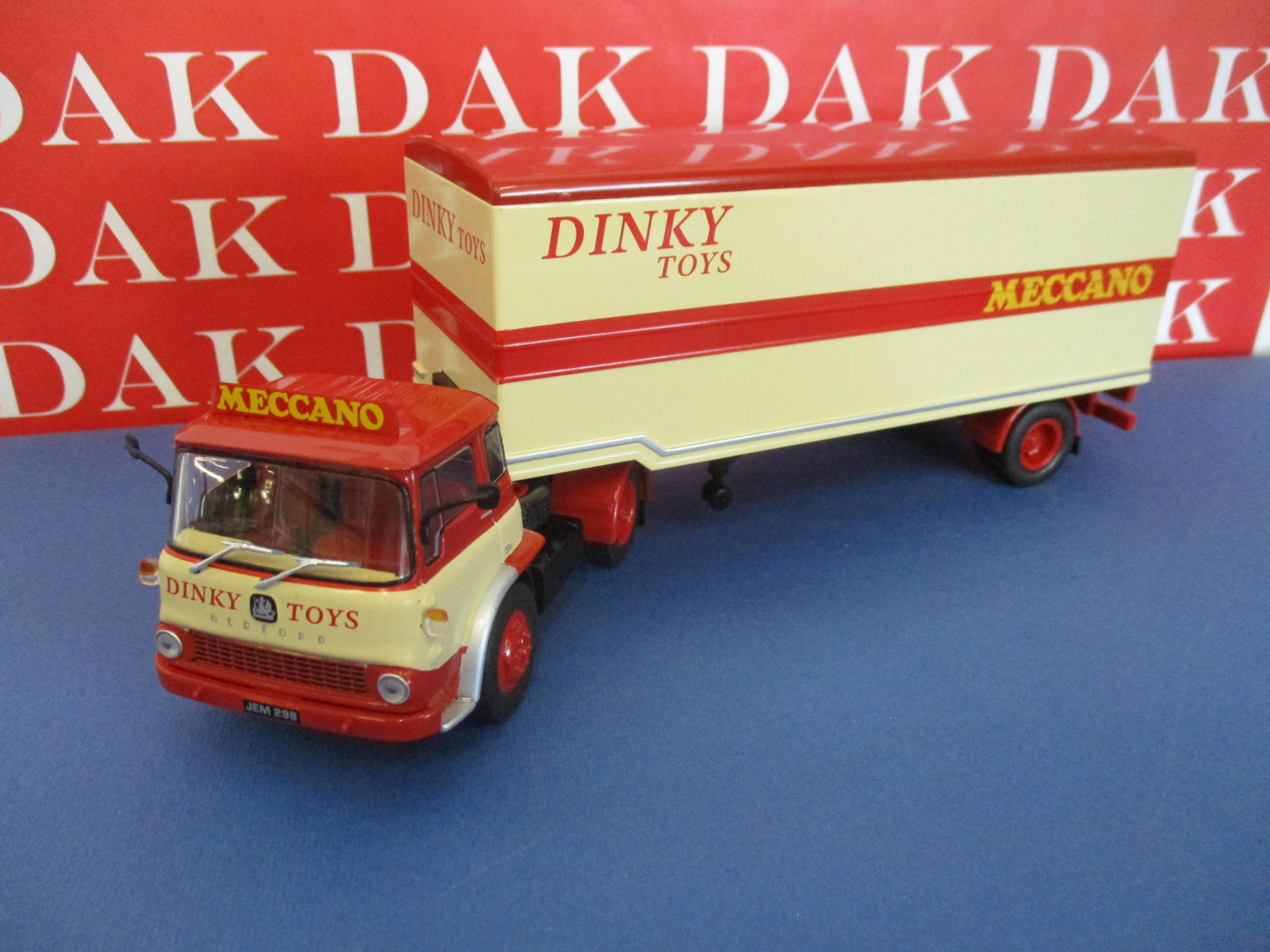 DINKY BEDFORD Grille si adatta a tutte le Bedford Camion gamma No.582 etc/pezzi di ricambio 