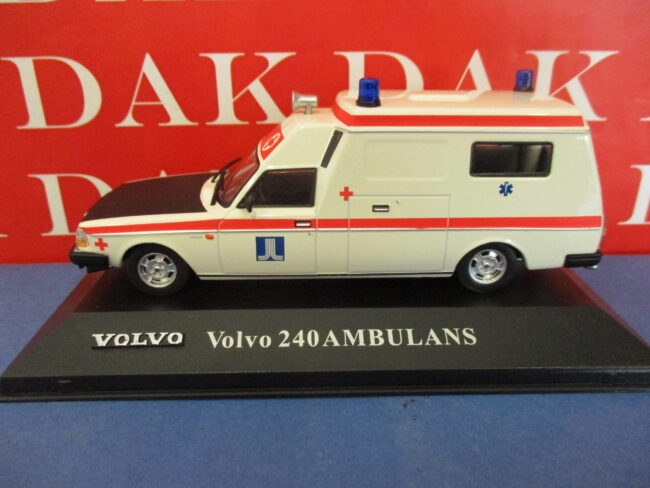Die cast 1/43 Modellino Auto Volvo 240 Ambulanza Ambulance by Atlas
