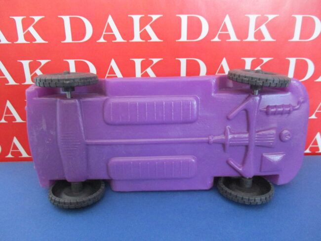 Obsoleto Vintage Old Toys 1/16 1/17 Fiat Seat 600 viola - immagine 4