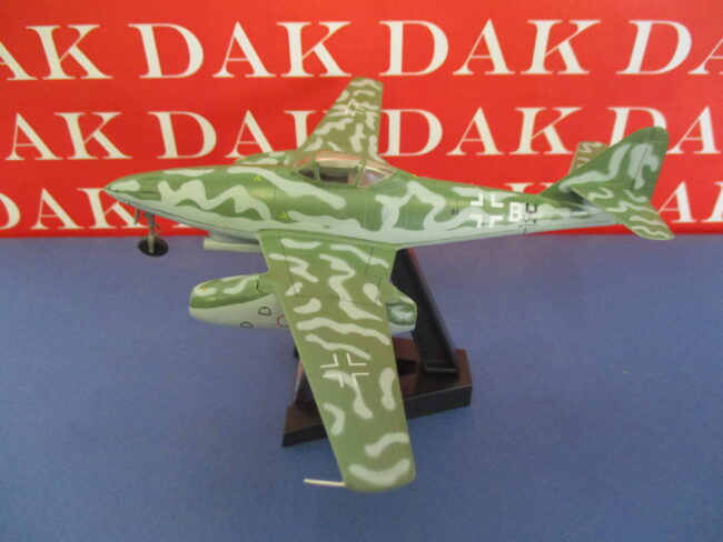 1/72 Modellino Aereo Aircraft Messerschmitt Me 262A 2a b3 BH 1/KG 54 1945 - immagine 4