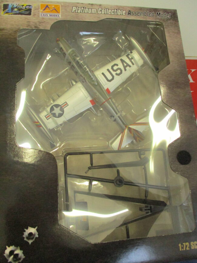 1/72 Modellino Aereo Aircraft F-84G Four Queens Col. Joe Davis Korea War 1953 - immagine 5