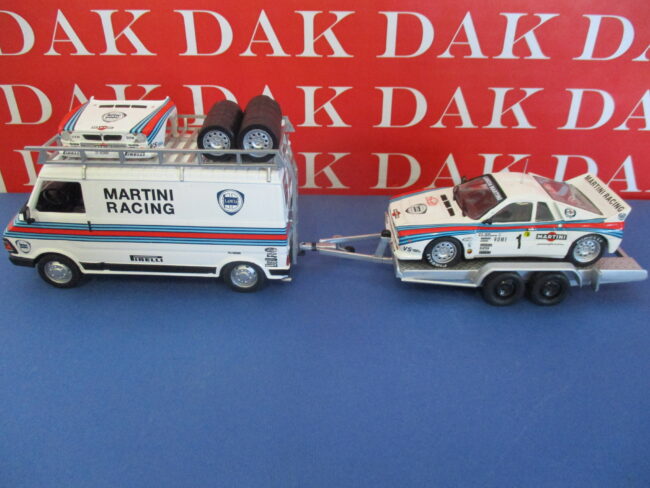 Die cast 1/43 Set Assistenza Rally Lancia 037 Martini Fiat 242 RMC W. Rohrl 1983