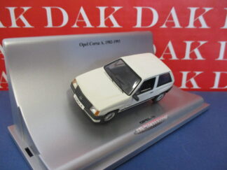 Die cast 1/43 Modellino Auto Opel Corsa A 1982-1993 by Schuco