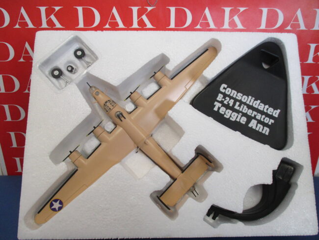 Die cast 1/144 Modellino Aereo Aircraft Consolidated B-24 Liberator Teggie Ann - immagine 4