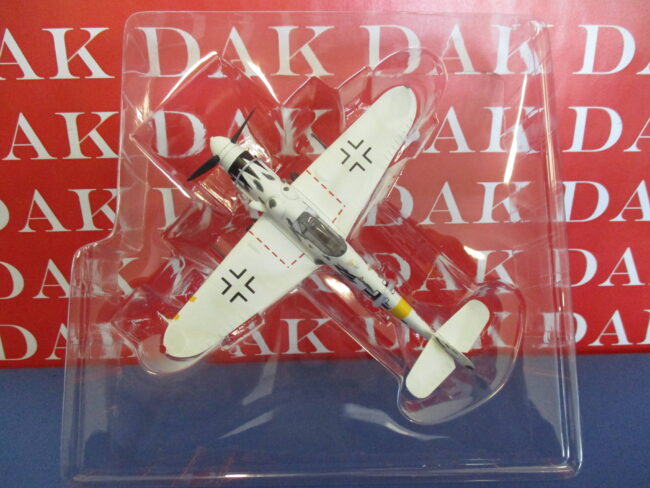 1/72 Modellino Aereo Aircraft Messerschmitt Bf 109 G6 I./JG53 Hungary 1945 - immagine 7