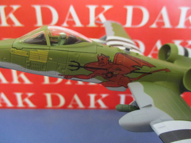 Die cast 1/100 Modellino Aereo Aircraft A-10C Thunderbolt II 127th Wing 107th FS - immagine 3