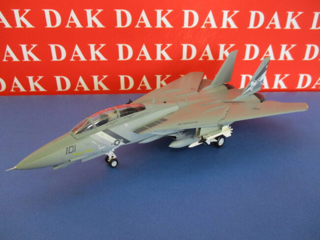 1/72 Modellino Aereo Aircraft Grumman F-14D Tomcat VF-213 USS Constellation - immagine 3