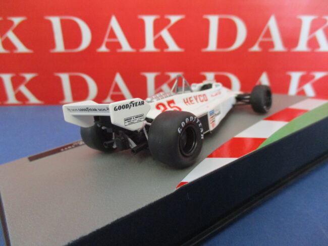 Die cast 1/43 Modellino Auto F1 Hesketh 308E 1977 H. Ertl - immagine 3